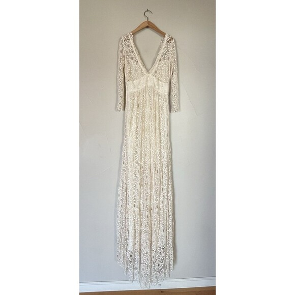 Kite & Butterfly Ivory Crochet Lace Wedding Gown, Train, Deep V, 3/4 Sleeve SZ M - Picture 6 of 16